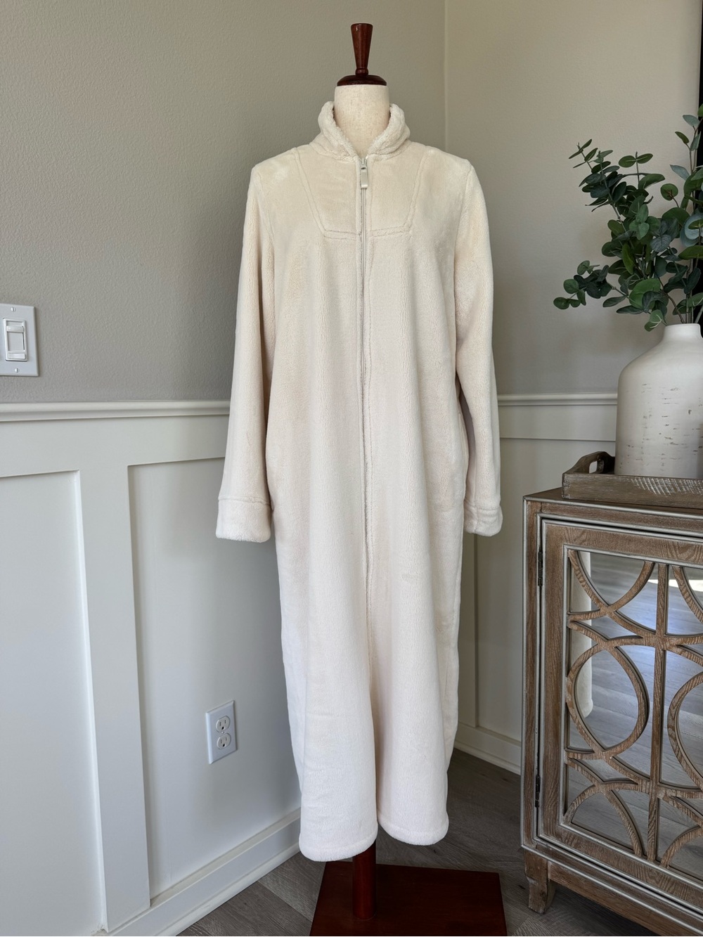 LL Bean Cozy Winter Fleece Zip Front Robe Cream Size Small
